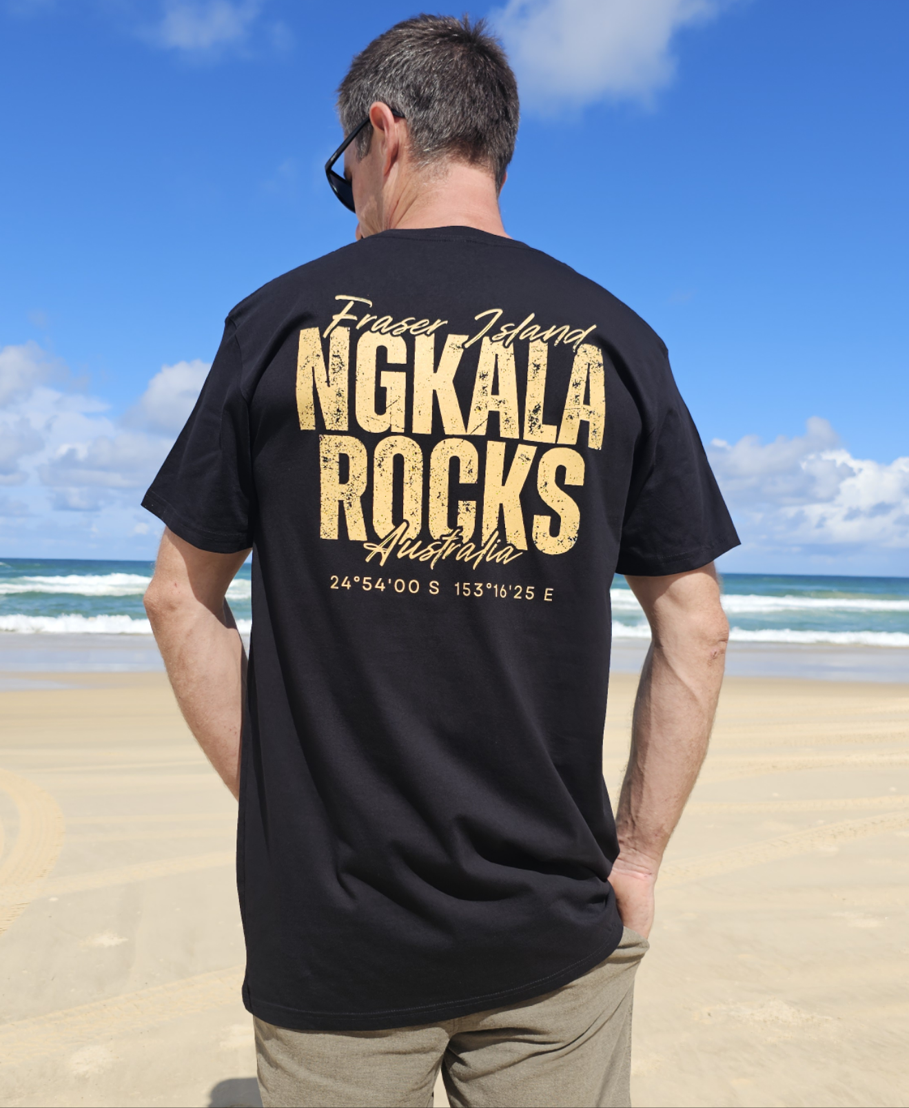 NGKALA ROCKS TALL TSHIRT - BLACK